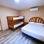 Moderna En Ambiente Rural, Agost 빌라