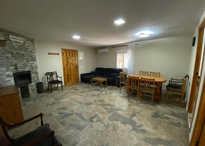 别墅 Moderna En Ambiente Rural, Agost 阿利坎特