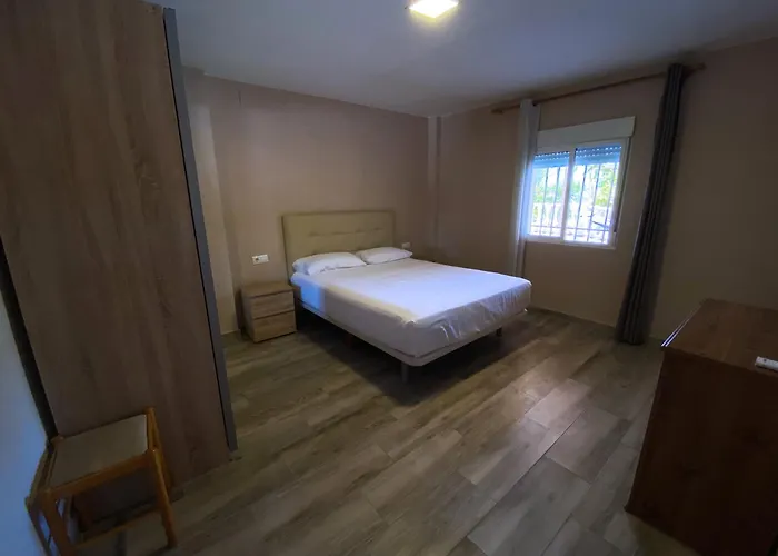 Moderna En Ambiente Rural, Agost 阿利坎特