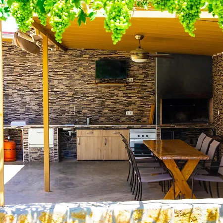 Villa Moderna En Ambiente Rural, Agost *