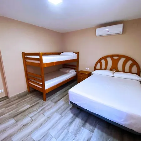 Moderna En Ambiente Rural, Agost Villa